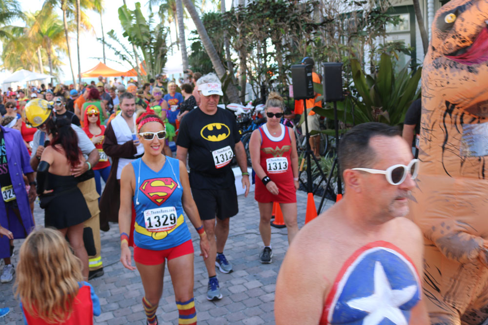Heroes and Villains 5K 2018 photo - Duval Street, Key West